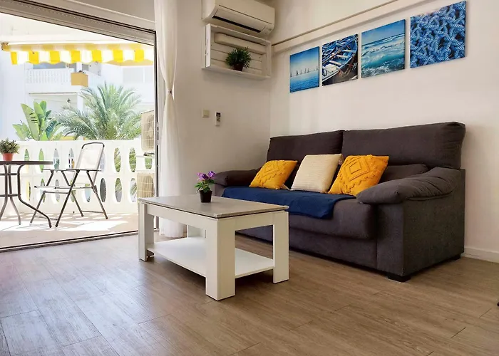 Beach Holiday Denia דירה דניה