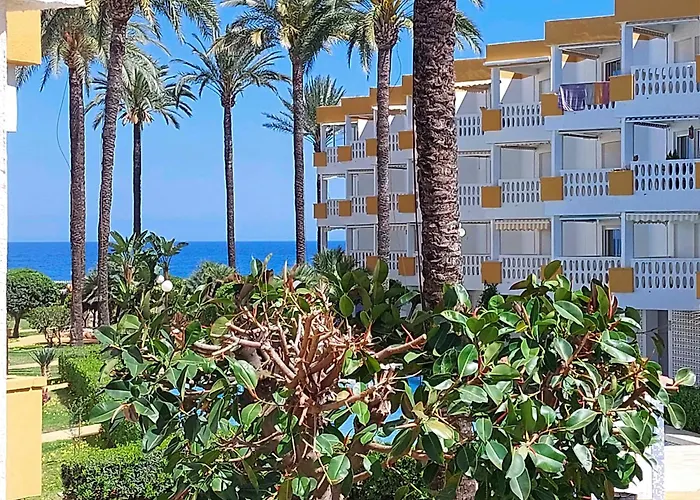 Beach Holiday Denia Апартаменты Дения